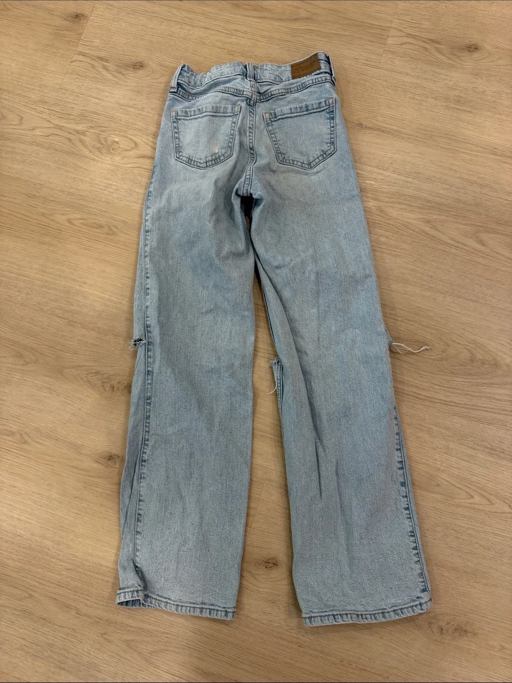 Abercrombie Kids 9/10 Highrise Light Blue Distressed Wide-Leg Jeans